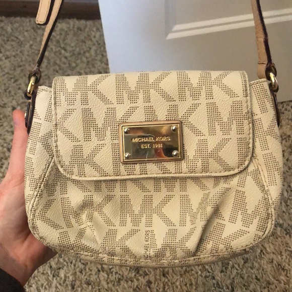 Michael Kors Mini Purse - Picture 2 of 4